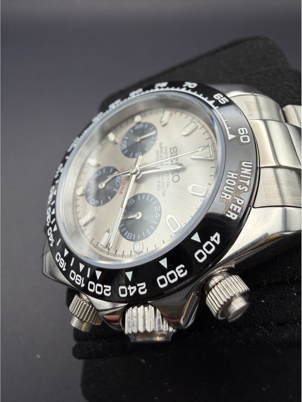 Custom Seiko Gray Chronograph Watch Mod - Picture 3 of 9